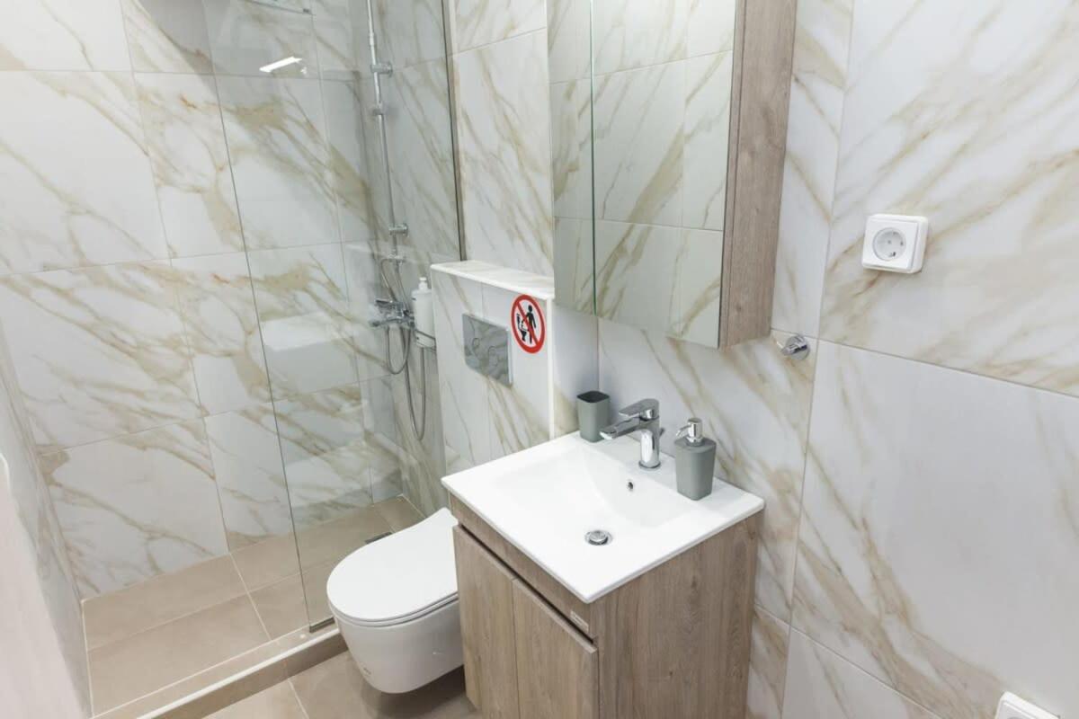 Brand New Urban Getaway Next To Megaro Mousikis Apartment Atena Exterior foto