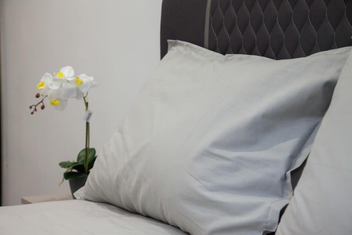 Brand New Urban Getaway Next To Megaro Mousikis Apartment Atena Exterior foto