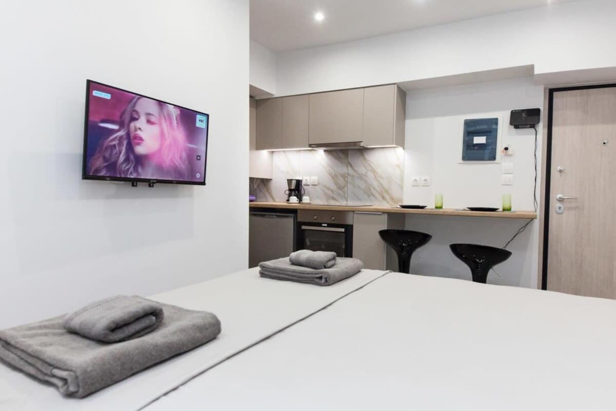 Brand New Urban Getaway Next To Megaro Mousikis Apartment Atena Exterior foto